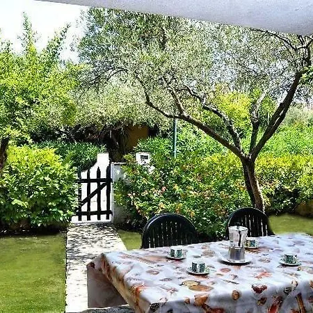 Il Melograno 산테오도로